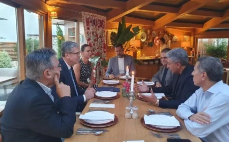 وزير السياحة يختتم زيارته للبوسنة والهرسك بلقاء هام مع عمدة سراييفو