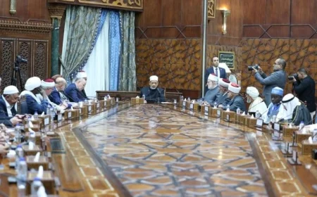 شيخ الأزهر يحث الدول الإسلامية على وضع استراتيجية تعليمية لتعزيز وعي الشعوب