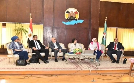 محافظ الفيوم يبحث سبل تحديث وتطوير نظام متابعة المشروعات لتحسين النتائج والتقدم