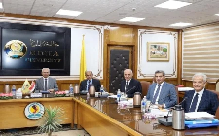 رئيس جامعة المنيا يقود لجنة اختيار عميد كلية السياحة والفنادق