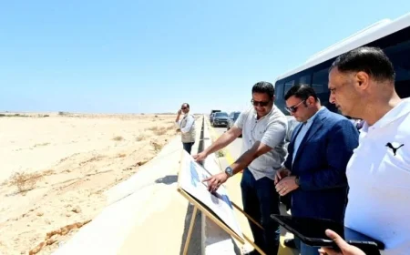 وزير الإسكان يطالب بالإسراع في إنهاء مشروعات المرافق بالساحل الشمالي