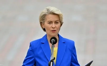 فون دير لاين تؤكد التعاون الوثيق مع زيلينسكي وأمريكا لتحقيق سلام شامل ودائم