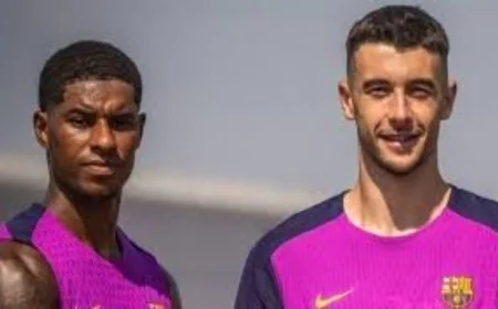 خوان جارسيا وماركوس راشفورد ينضمان رسمياً إلى قائمة برشلونة