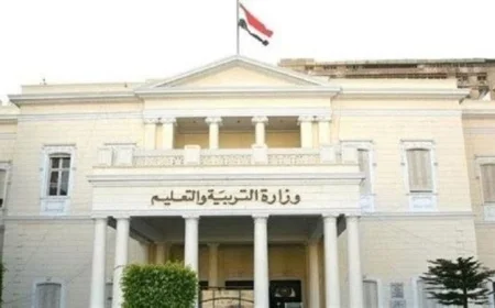 طلاب الثانوية العامة يخوضون امتحان اللغة الثانية في الدور الثاني