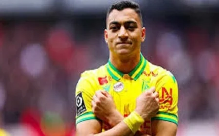 نجم الكرة مصطفى محمد يستعد لخوض تحدٍ جديد في الدوري الفرنسي مع فريق لانس