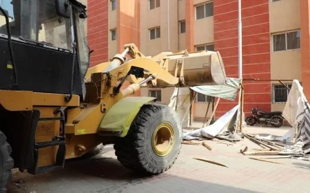 محافظ القاهرة يشرف على حملة ضخمة لإزالة الإشغالات في السلام أول