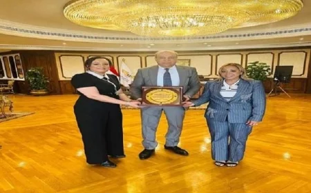 وزير الطيران المدني يسلط الضوء على أهمية التواصل مع أبناء الوطن في الخارج