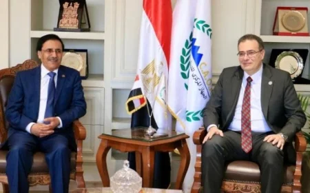 رئيس التنظيم والإدارة يستعرض فرص التعاون مع المدير العام للمنظمة العربية للتنمية الإدارية