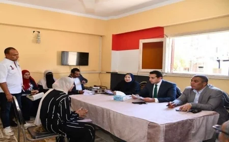 لقاء هام بين نائب المحافظ وأهالي قرية تلات في الفيوم لتحسين الخدمات