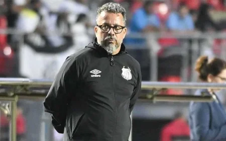 إقالة مدرب سانتوس البرازيلي بعد خسارة ثقيلة