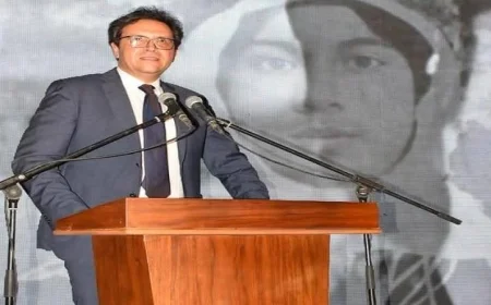 وزير الثقافة يفتتح معرض صوت مصر في مجمع الفنون بمشاركة 29 فنانًا