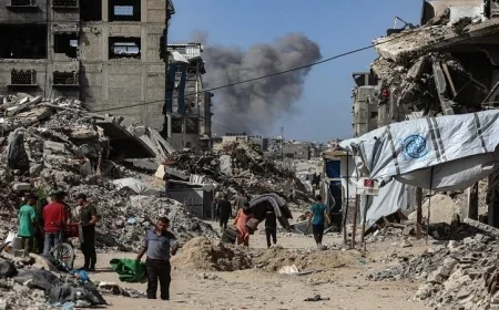 استشهاد 25 فلسطينيا بينهم 8 من منتظري المساعدات في قصف الاحتلال لغزة