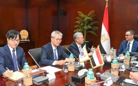 وزير الاستثمار يلتقي سفير كوريا الجنوبية بالقاهرة لتعزيز التعاون الاقتصادي