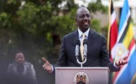 رئيس كينيا يتوقع نمواً أسرع للاقتصاد رغم التحديات العالمية