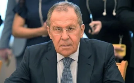 لافروف يعلن عن تسجيل مستوى تاريخي في التجارة بين روسيا والهند بنسبة نمو 15%