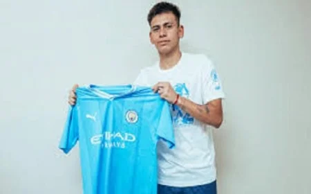 باير ليفركوزن يعزز صفوفه بانضمام إيتشفيري من مانشستر سيتي على سبيل الإعارة