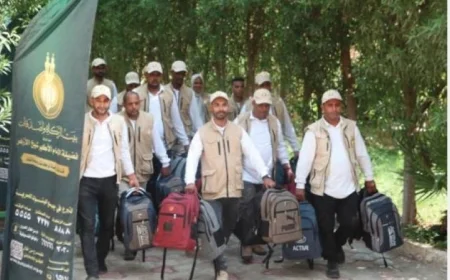 شيخ الأزهر يحتفل مع التلاميذ بإطلاق حملة بيت الزكاة التعليمية “إلى المدرسة”