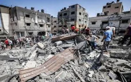 استشهاد 8 فلسطينيين في غارة لقوات الاحتلال على مدينة غزة