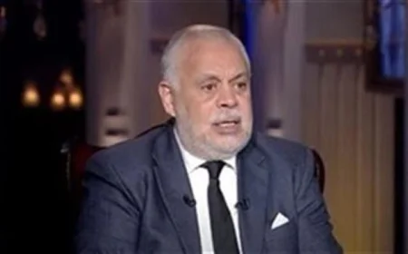 اشرف زكي يؤكد التزام النقابة باحترام القضاء المصري وهيبته التامة