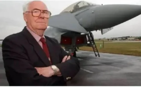 وفاة البطل الأخير الحاصل على وسام فيكتوريا في الحرب العالمية الثانية عن عمر 105 سنوات