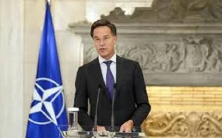 صفارات إنذار الغارات الجوية تدوي في كييف أثناء زيارة الأمين العام لحلف الناتو