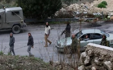 مستوطنون ينفذون اقتحاماً لقرية شمال أريحا في الضفة الغربية بهدف تهجير السكان