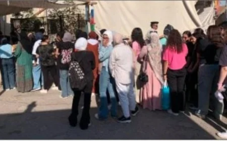 طلاب الثانوية العامة يؤدون امتحانات الأحياء والإحصاء والرياضيات في الدور الثاني