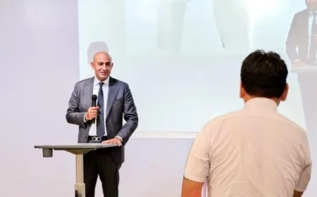 وزير التعليم يكشف عن رؤى مبتكرة في محاضرة بجامعة اليابان للاقتصاد حول مستقبل التعليم الرقمي