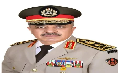 الفريق أحمد خليفة يبارك للفريق أول ركن خالد خليفة حفتر على توليه منصبه الجديد