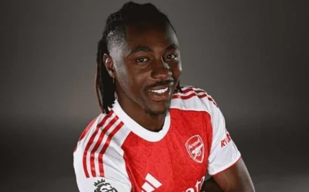 أرسنال يضم النجم إيبيريتشي إيزي في صفقة بـ68 مليون جنيه إسترليني