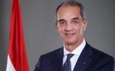 طلعت يؤكد أهمية معرض الذكاء الاصطناعي في تعزيز مكانة مصر بقطاع تكنولوجيا المعلومات