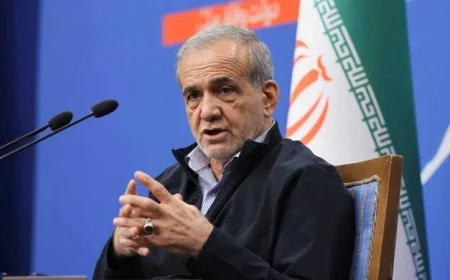 الرئيس الإيراني يؤكد أن الوحدة هي الحل الأمثل لمواجهة تهديدات الأعداء