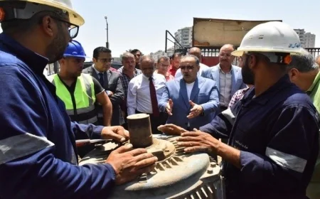 محافظ أسيوط يتابع أعمال صيانة محطة مياه المثلث ويوجه بتسريع الإصلاحات