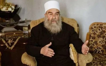 زعيم الطائفة الدرزية حكمت الهجري يدعو لإنشاء إقليم مستقل لدروز سوريا