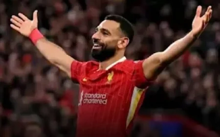 تعرف على أبرز اللاعبين المستمرين مع فرق الدوري الإنجليزي الممتاز