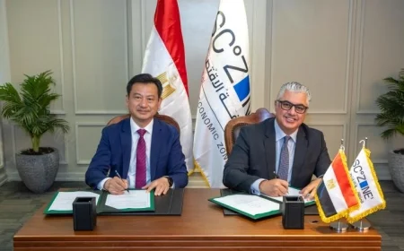 صور توقيع عقد تاريخي مع شركة إيفرفار الصينية لصناعة المنسوجات والملابس بالقنطرة غرب