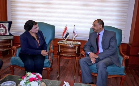 محافظ سوهاج يرحب بنائب وزير الصحة والسكان في زيارة هامة