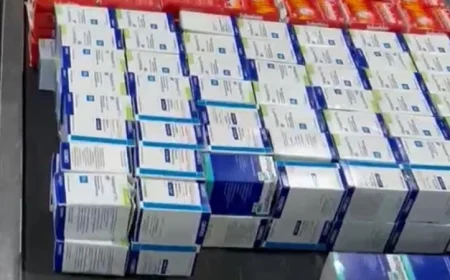 إحباط محاولة تهريب 22400 كبسول مخدر في مطار القاهرة بواسطة الجمارك