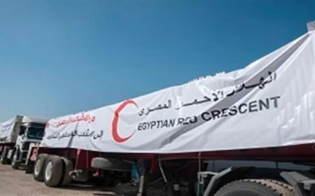 الهلال الأحمر يرسل 155 شاحنة محملة بأكثر من 2400 طن مساعدات إلى غزة