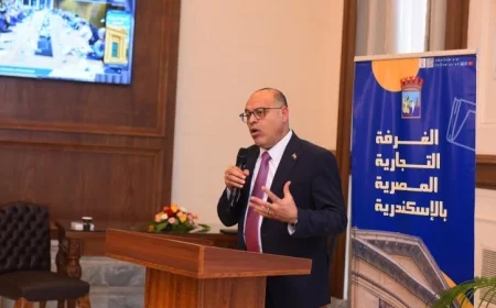 وزير العمل ومحافظ الإسكندرية يفتتحان ندوة توعية شاملة حول قانون العمل الجديد