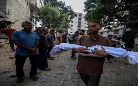 مقتل 7 فلسطينيين في هجوم على مدرسة تؤوي نازحين ومنزل بقطاع غزة