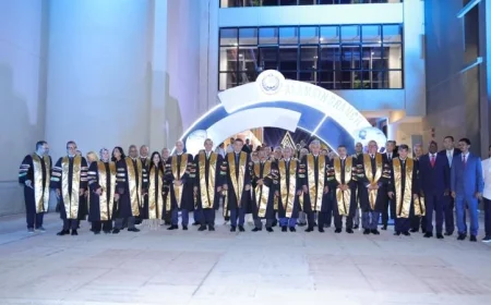 بالصور وزير السياحة يشهد حفل تخرج الدفعة الثانية بالأكاديمية العربية للعلوم