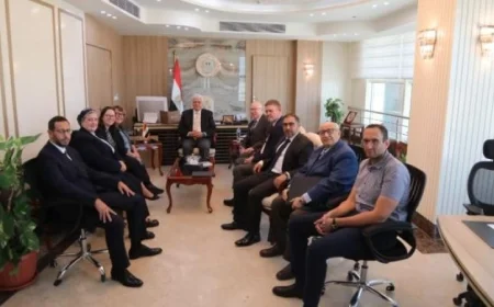 عاشور يناقش تسريع إجراءات افتتاح فرعين جديدين لجامعتي أدنبرة نابيير وكوين مارجر