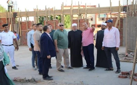 محافظ الوادي الجديد يتفقد تقدم مشروعات بناء وتجديد المساجد