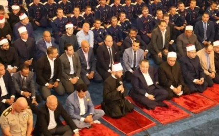 وزير الأوقاف ووزير الشباب والرياضة يؤديان صلاة الجمعة في مسجد العلي العظيم