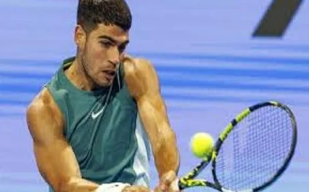 تأهل مذهل لألكاراز وخروج مفاجئ لرادوكانو في بطولة أمريكا المفتوحة للتنس