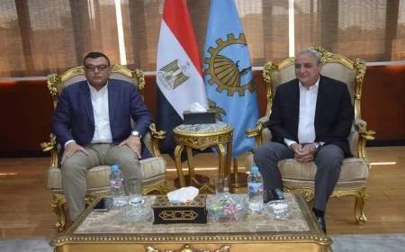 محافظ الغربية يرحب بوزير الإسكان في زيارة هامة لتحسين البنية التحتية