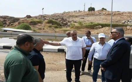 محافظ أسوان يتابع جهود إصلاح الكسر المفاجئ في خط الطرد الرئيسي بمحطة الكرور