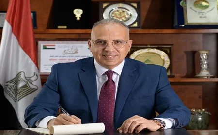 وزير الري يتفقد تجهيزات أسبوع القاهرة الثامن للمياه الجاري