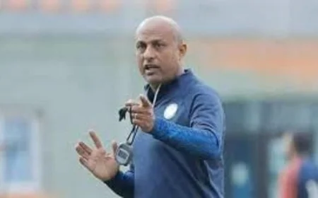 البنك الأهلي يعلن إنهاء التعاقد مع طارق مصطفى باتفاق ودي